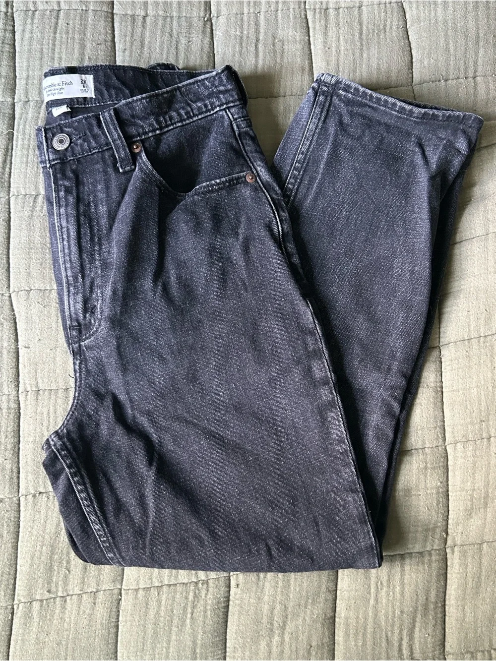 Abercrombie & Fitch The Ankle Straight Ultra High Rise Curve Love Jean